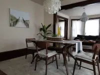 Spacious 2 Bedroom apartment close to Yale Bowl
