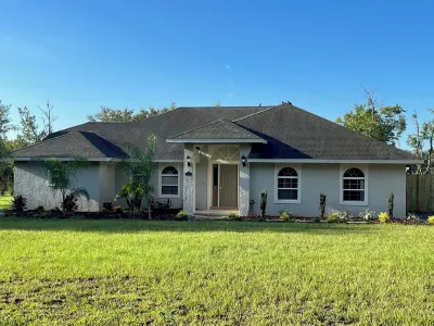 Spacious home and country setting just minutes from The Villages.