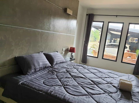 รูปภาพของรีสอร์ท บ้านนพรัตน์ กำแพงเพชร