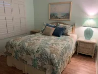 Beautiful Beachside Condo in Ormond-by-the-Sea