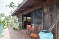 Hawaii Oceanfront 1-bedroom Cottage