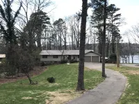 Spacious, Family-Friendly Lake House Retreat w/ a Private Large 2-Story Dock