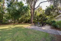 Ideal Location in Downtown Bluffton  ~Just Steps to the May River
