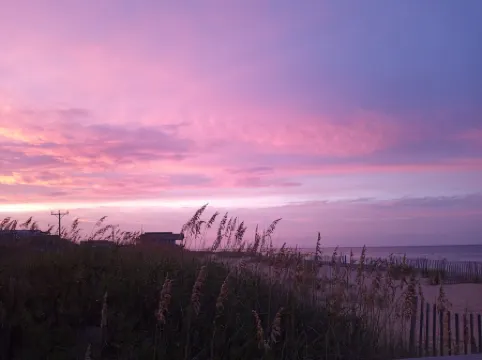 Beach Retreat - OceanFront Cottage