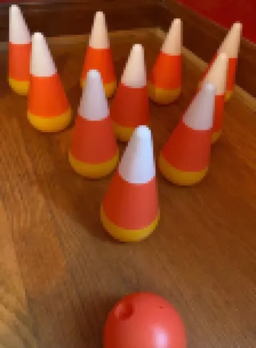 4Br 2BA Modern Family Home with Private Heated Inground Pool Open March-Nov 11