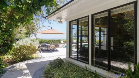 LUXURIOUS- LOS ANGELES- SINGLE STORY- HOME-PANORAMIC VIEW-POOL-SPA