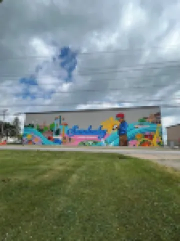 Cozy Boathouse Located at the Cedar Point Entrance!