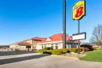 Super 8 by Wyndham Elizabethtown Hotels in Elizabethtown