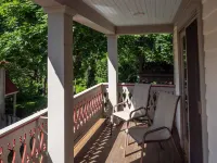 Country Estate in Historic District