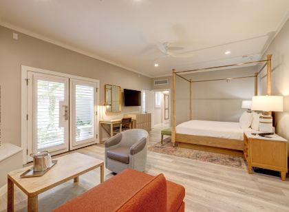 SONOMA VALLEY INN, TAPESTRY COLLECTION BY HILTON