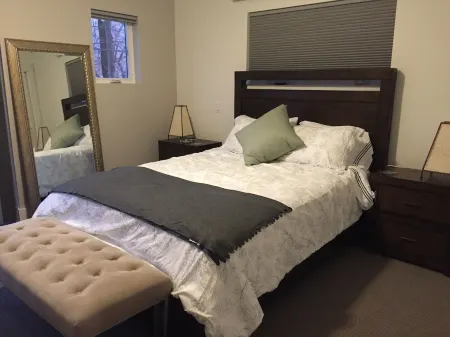 Newly Constructed 4 Bedroom 3 Bath Downtown Hailey Home Отели в г. Хейли