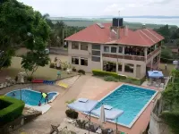 Santa Maria Hotel - Pools