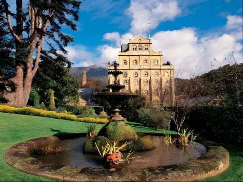 Clydesdale Manor Hotels in Blackmans Bay