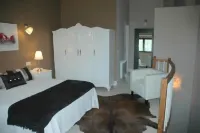 Rural apartment El Hospital de Villahormes for 2 people Hotels in Naves