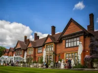 Stanhill Court Hotel, a member of Radisson Individuals Hotellit kohteessa 