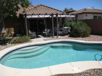 Upscale But Cozy Beach Retreat In The Desert Near Phoenix With Private Pool