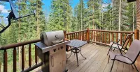 The Lodge at Spruce Hill - Mountain views, hot tub, just south of Breckenridge!