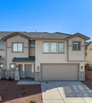 Spacious 5 Bedrooms 6 Bathrooms Near Zion Private Pool & Extra Large Hot Tub