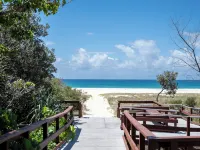 Beachfront Relaxing Getaway 比靈加酒店