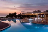 The Ritz-Carlton, Aruba - Romantic