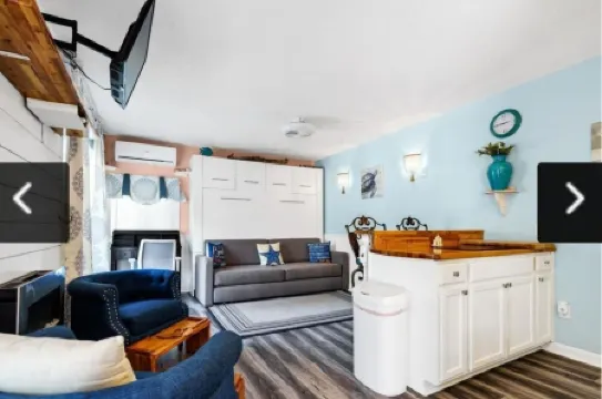 Charming Coastal Cottage Sleeps 4! Swimming, Fishing, Turtle Tours, Golf, Biking