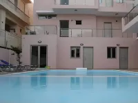 Blue Sky Hotel Apartments - Pools