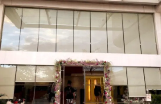 Azure 1BR citylights with netlfix near airport