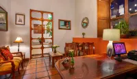 Hotel Pueblo Magico Hotels in Patzcuaro