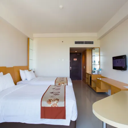 Golden Palace Hotel Lombok Отели в г. Матарам