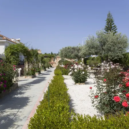 Eliofos Elegant Maisonettes