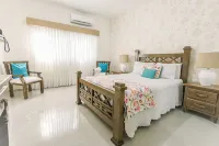 Hotel Rancho Guacamayos Hotels in 