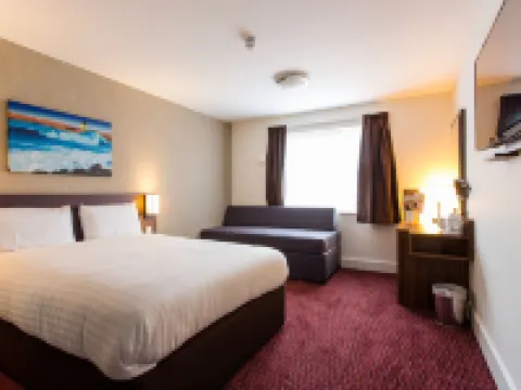 Sessile Oak, Llanelli by Marston's Inns Hotels in Llanelli