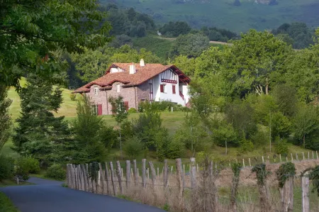 Auberge Ostapé Отели в г. Итксасу