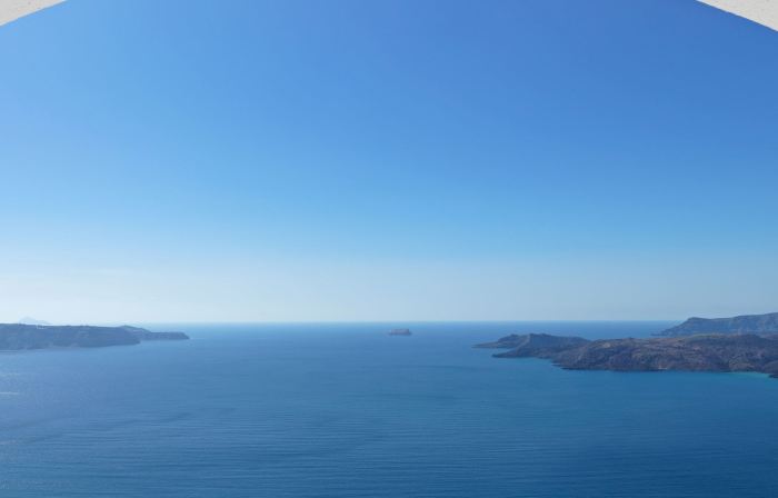Lilium Santorini Hotel