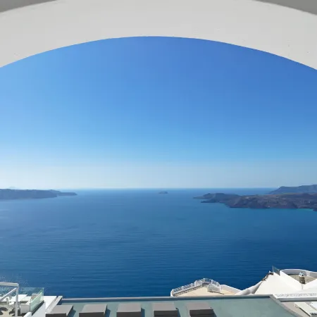 Lilium Santorini Hotel