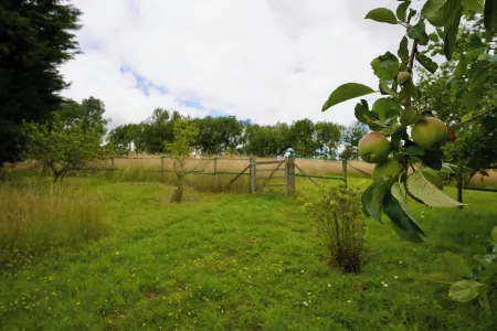 Tring Grange Cottage - Sleeps 2 - Onsite Parking Отели в г. Дакорум Дистрикт