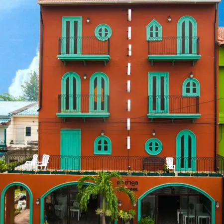Casacool Hotel Отели рядом с достопримечательностью «Коралловый мыс»