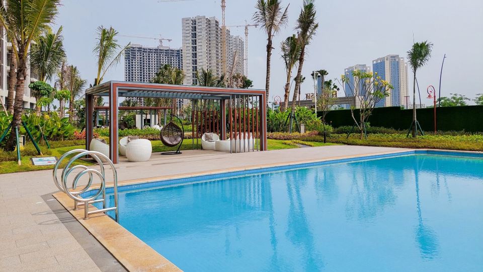 Stunning Studio Apartment at Sky House BSD