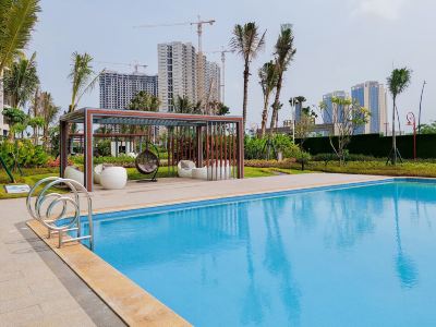 Stunning Studio Apartment at Sky House BSD