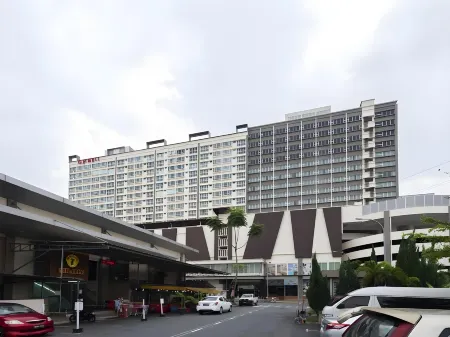 Hotel Holmes Gp Отели рядом с достопримечательностью «Университет Ридинг Малайзия»