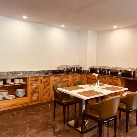 Hotel Mayto