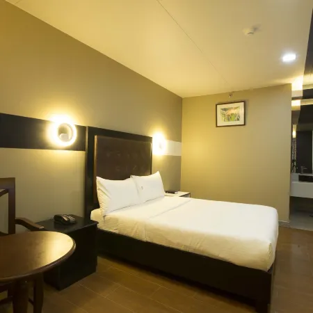Lucky 9 Budget Hotel
