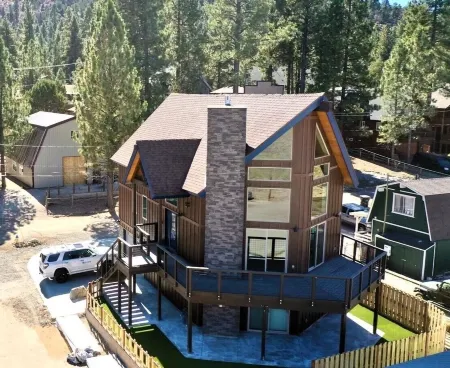 NEW Big Bear Family Cabin & Bestselling Thriller Author Retreat