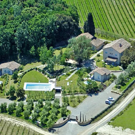 Apartment in Tuscany with Pool & Golf Access