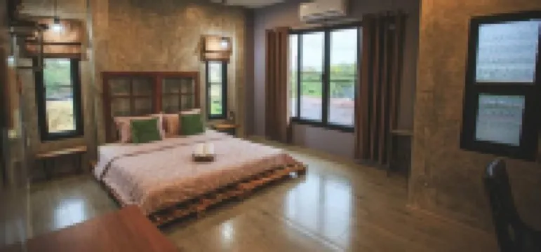 Baan Canalee (บ้านคานาลี)