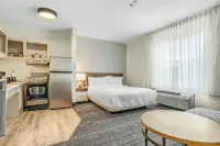 TownePlace Suites Mobile - Gym