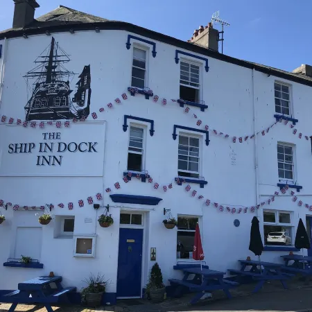 The Ship in Dock Inn