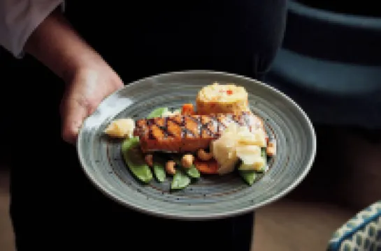 반 데어 발크 드라흐턴  호텔