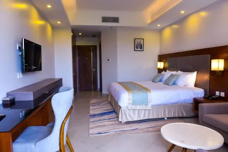 Admas Grand Hotel Отели в г. Энтеббе