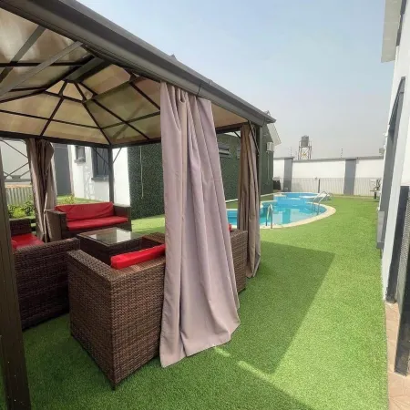 Smart Emmanuel's Place